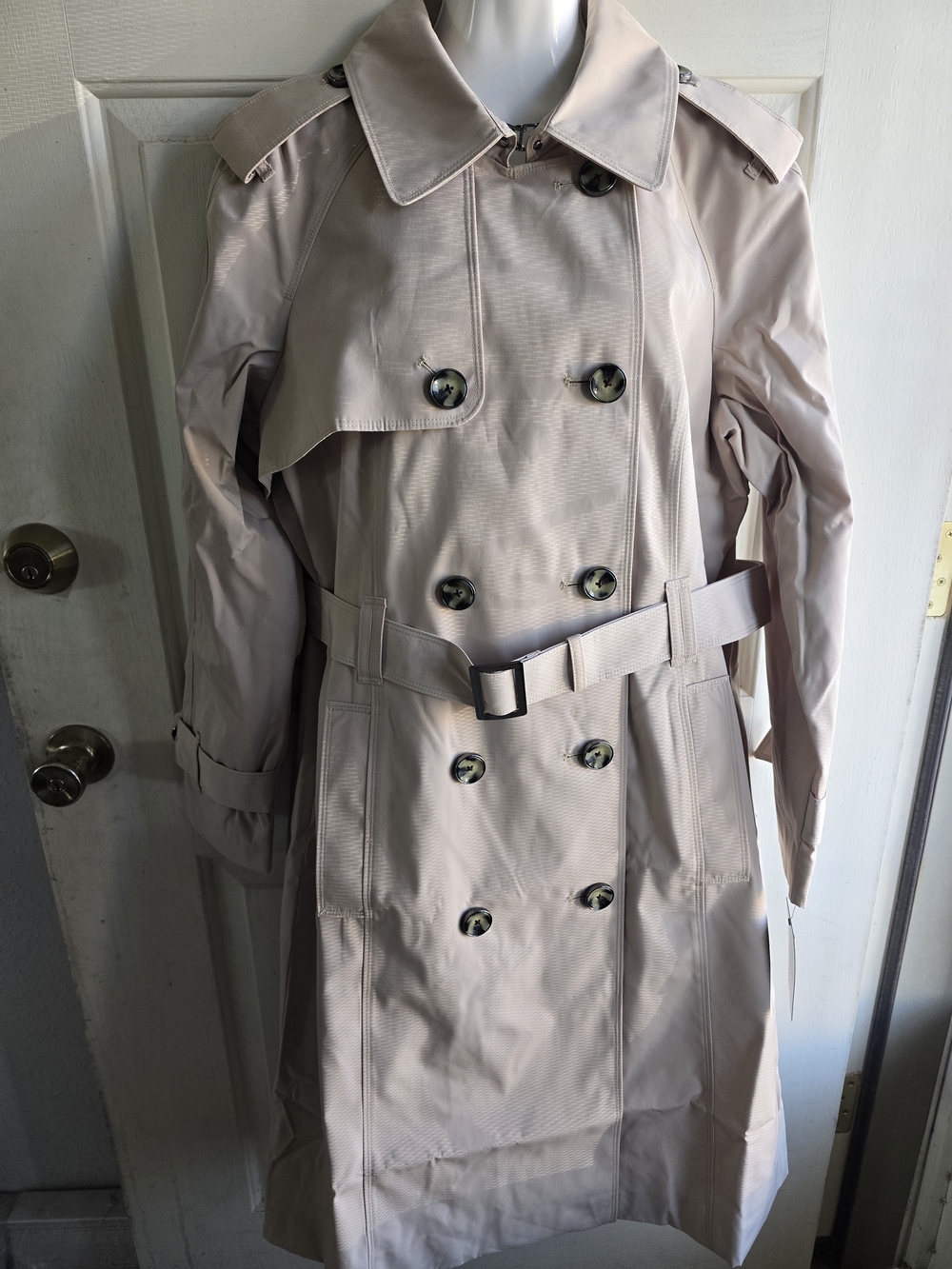 Classic Women's Beige Trench Coat with Belt